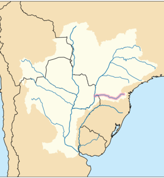 ¿Dónde nace el río Iguazú?